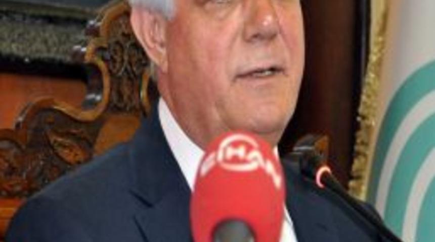 Erdeni Belediye Başkanı Sedef&ccedil;i&rsquo;den pehlivanlara: Beğenmeyen defolup gitsin