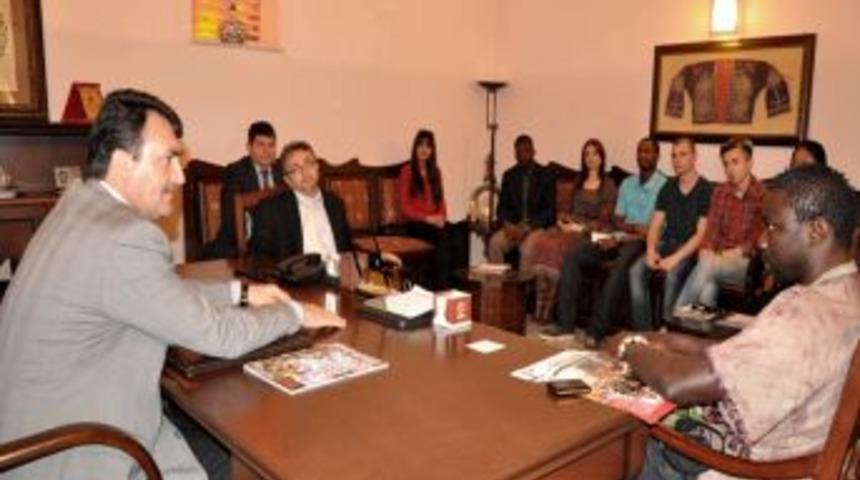 Bursa&rsquo;da okuyan yabancı uyruklu &ouml;ğrencilerden D&uuml;ndar&rsquo;a ziyaret