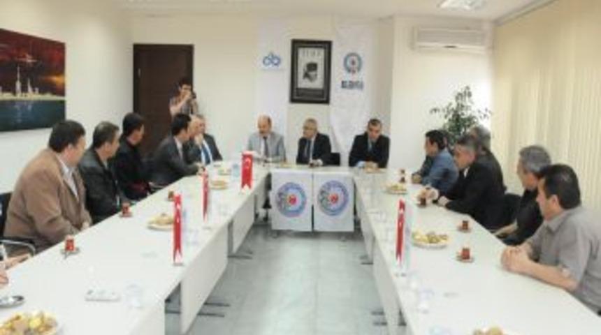 &Ccedil;orlu Belediyesi Ve Belediye - İş Sendikası Arasında Toplu S&ouml;zleşme İmzalandı