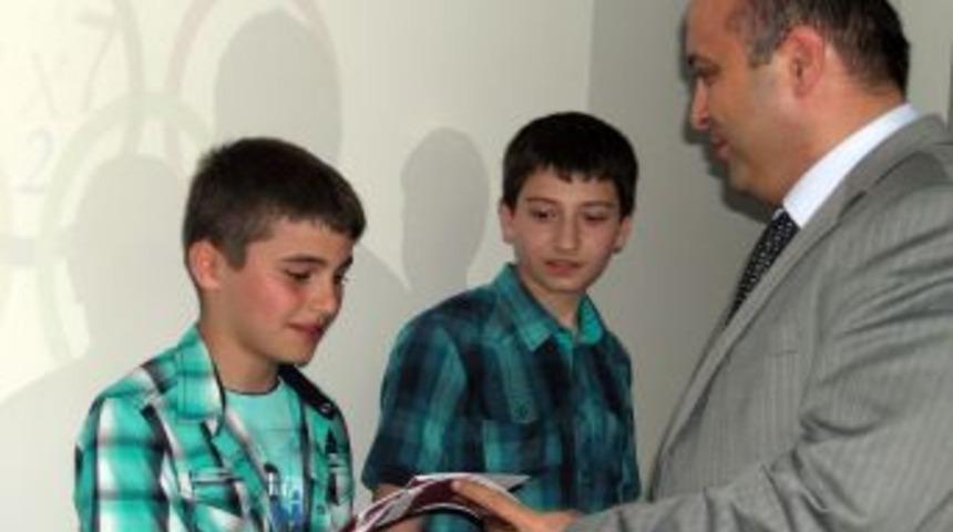 FEM Matematik Olimpiyatı'nda dereceye giren &ouml;ğrenciler altını kaptı