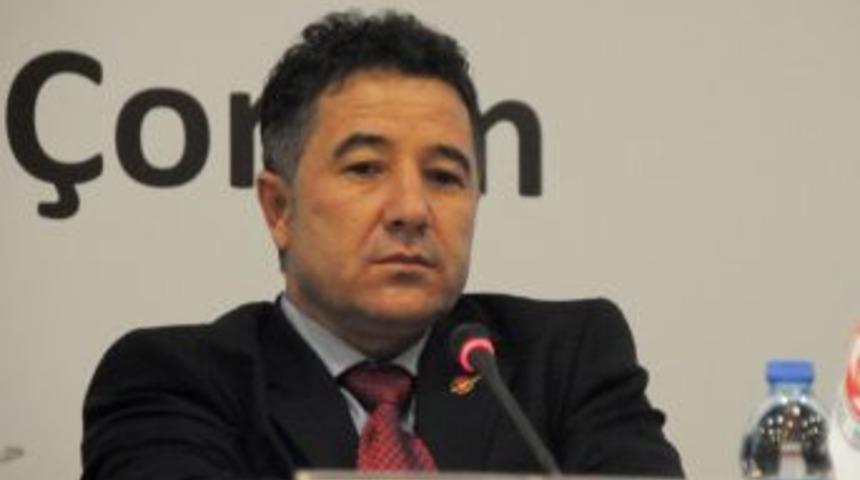 22'nci Medya Buluşması&rsquo;nda Zaman Gazetesi Muhabiri Ali &Uuml;nal fotoğrafı anlattı