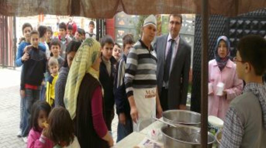 Simav K&ouml;rfez Dershanesi Kutlu Doğum lokması d&ouml;kt&uuml;rd&uuml;