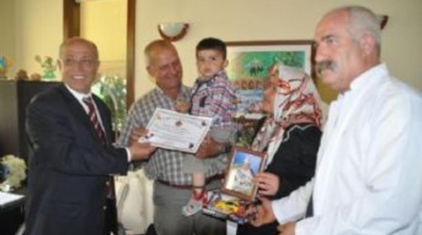 15 &ccedil;ocuk erkeklik diplaması aldı