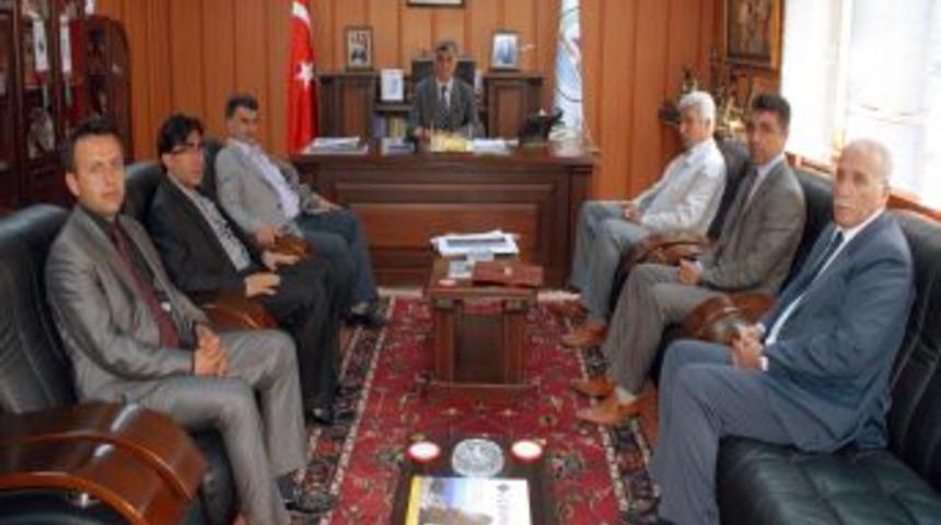 İnsan Hakları Kurulu'ndan Başkan B&uuml;y&uuml;kaslan&rsquo;a ziyaret