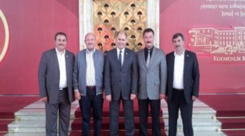 Niğde'de Belediyeler Yatırımlarda Altın &Ccedil;ağını Yaşıyor