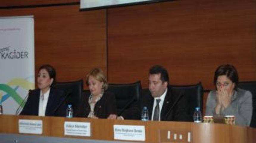 Kagider Y&ouml;neticileri Erzurum Da Girişimci Adayı Kadınlar Ve Gen&ccedil;lerle Buluştu