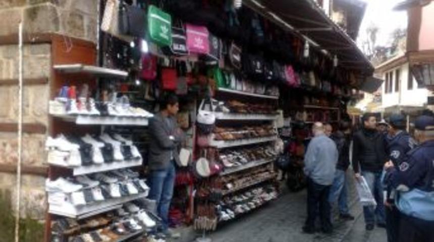 Kalei&ccedil;i Esnafının &Uuml;r&uuml;n Teşhir Yasağı İsyanına, B&uuml;y&uuml;kşehirden Cevap