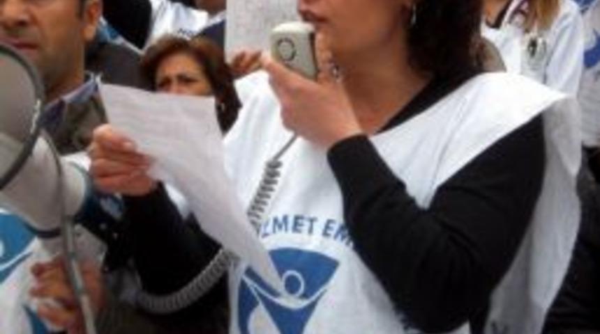 Ayvalık Devlet Hastanesi'nde Kanepe Gerginliği