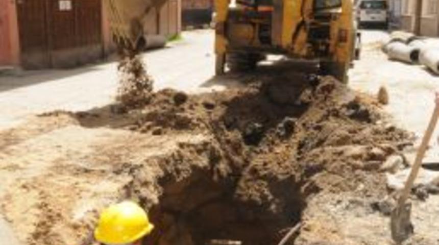 &Ccedil;orlu`da Altyapı &Ccedil;alışmaları Devam Ediyor