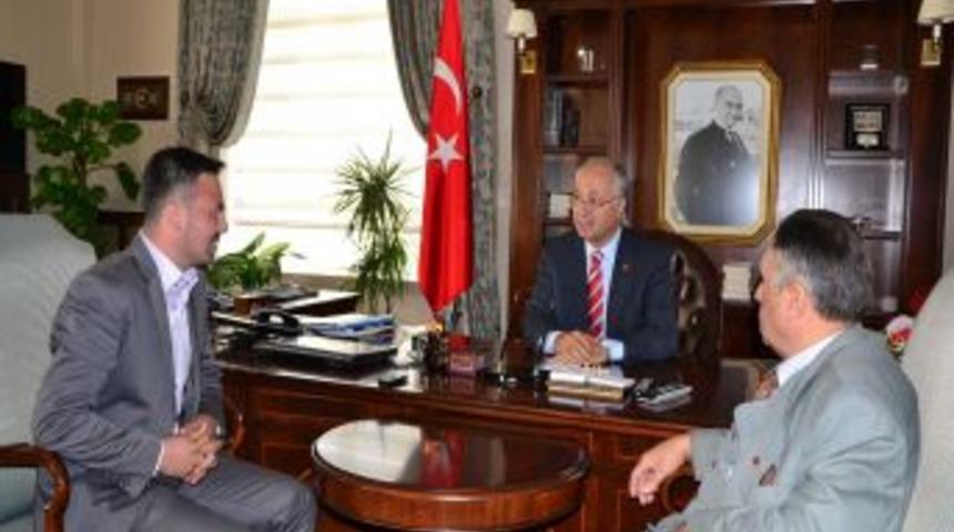 Yuntdağlılar Derneği'nden Vali Daş&ouml;z'e Ziyaret