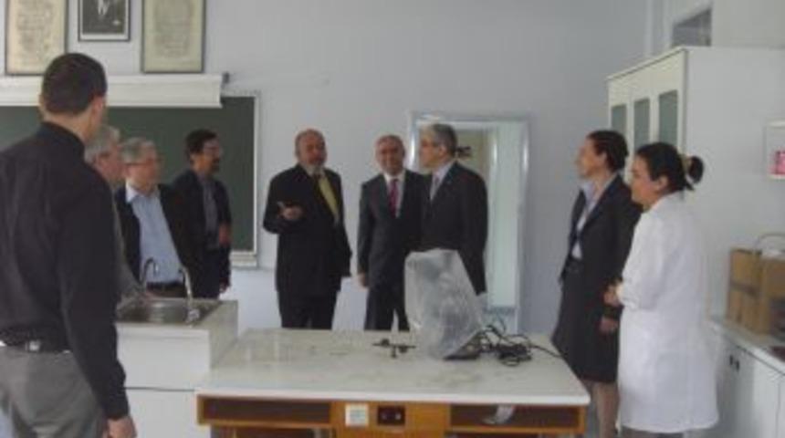 &Ouml;zgen, Ted Vakfı Başkanı Oldu