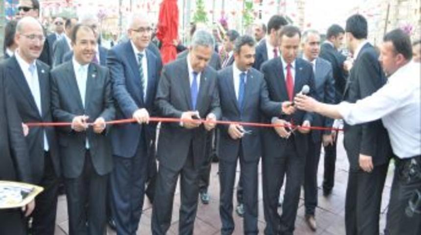 Arın&ccedil;, İskilipli Atıf Hoca Parkı'nın A&ccedil;ılışını Yaptı