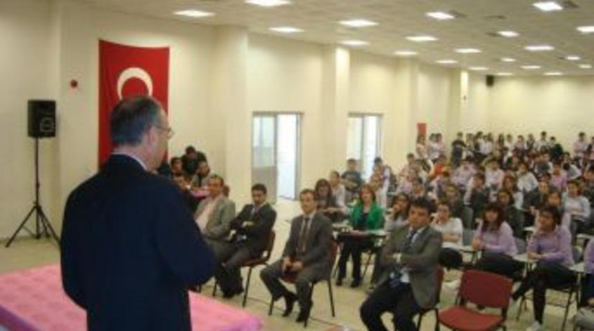 Anadolu &Ouml;ğretmen Lisesinde Kariyer G&uuml;nleri