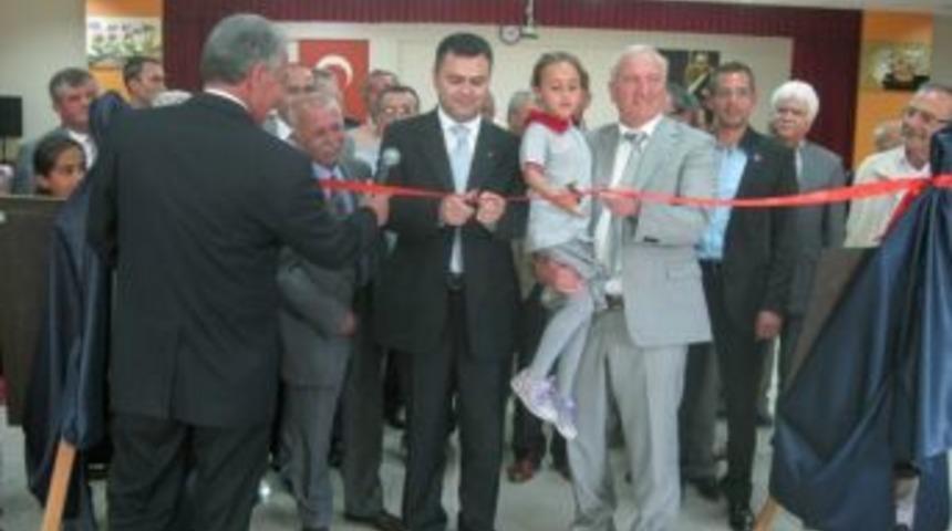 Saruhanlı Halk Eğitim Merkezi yıl sonu sergisi a&ccedil;tı