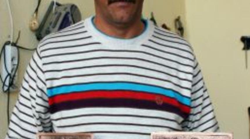 Ahlat'ı Saatlerle Tanıtıyor