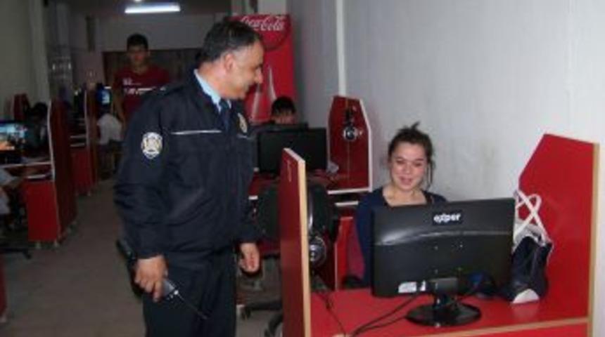 Korkuteli'nde İnternet Kafeler Denetlendi