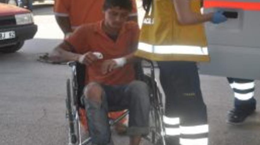 Alanya'da İki Ayrı Kazada 4 Kişi Yaralandı