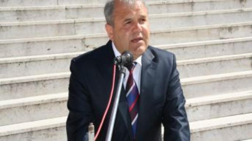 Devrek Misak-I Milli İlk&ouml;ğretim Okulu'ndan "kitap Kumbaram" Etkinliği