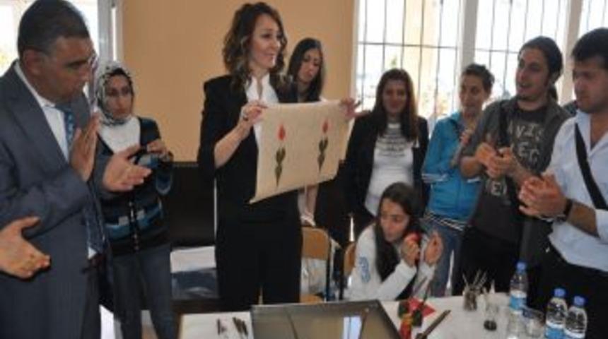 &Uuml;set Meslek Y&uuml;ksekokulu'nda Ebru Etkinliği