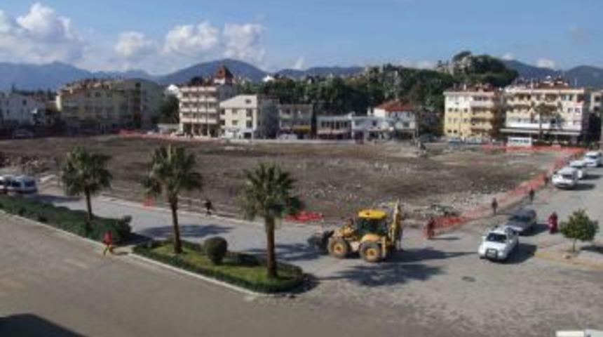 Marmaris'te 'kent Meydanı' İnşaatına Durdurma Kararı