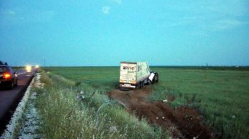 Nusaybin'de, Kaza Yapan Tır Mayınlı Sahaya Girdi