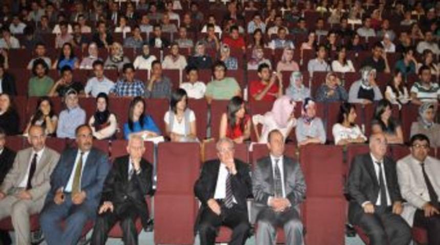 'bilimin Işığında Evrim' Konferansı