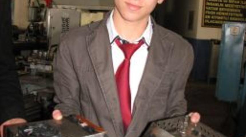 Sumocu Robotlar Ankara'daki Yarışa Hazırlanıyor