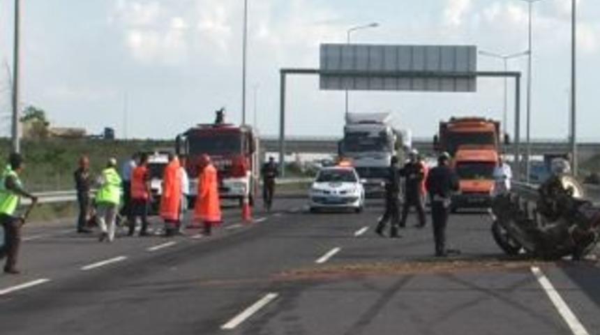 Trakt&ouml;r&uuml;n tekeri u&ccedil;tu: 2 yaralı