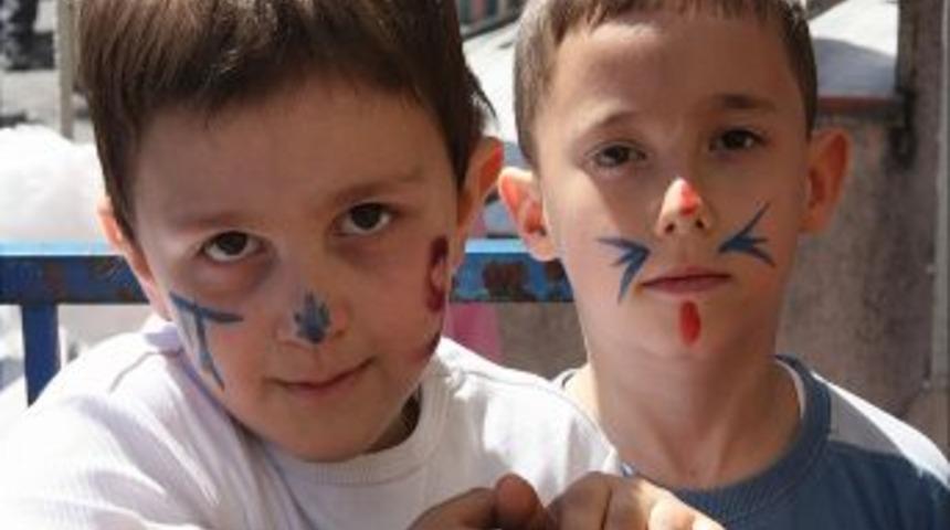 4. Ey&uuml;p &Ccedil;ocuk Şenliği başladı