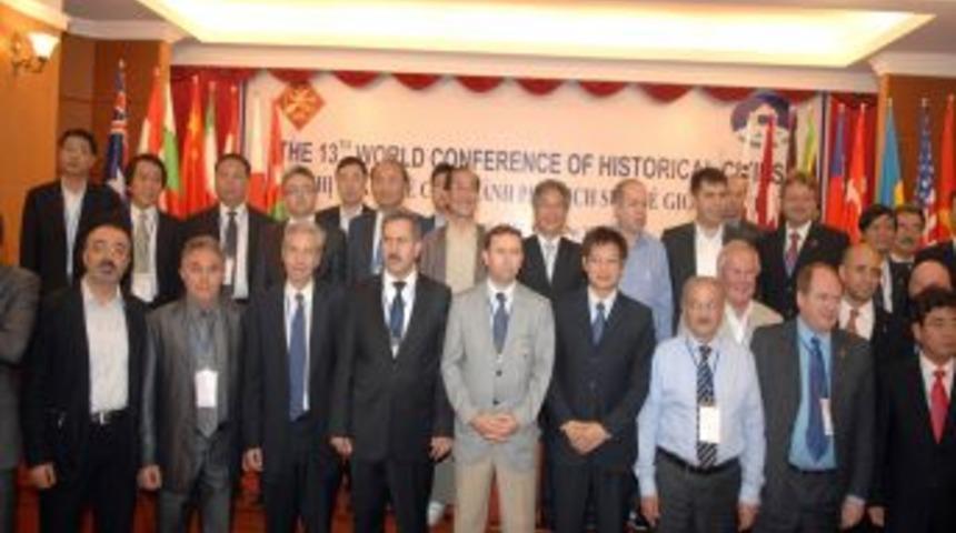 D&uuml;nya Tarihi Kentler Birliği'nin Vietnam deklarasyonu imzalandı