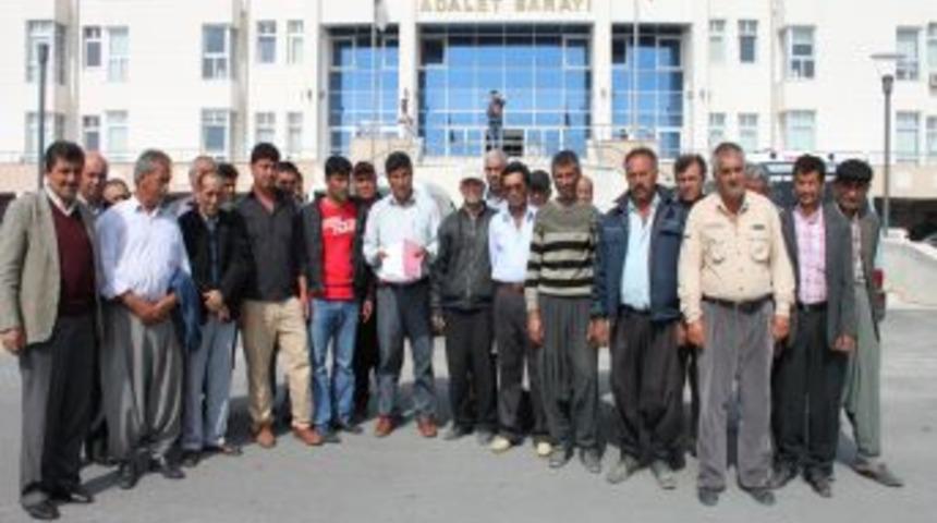 Domates fideleri bozuk çıkan çiftçiler soluğu adliyede aldı