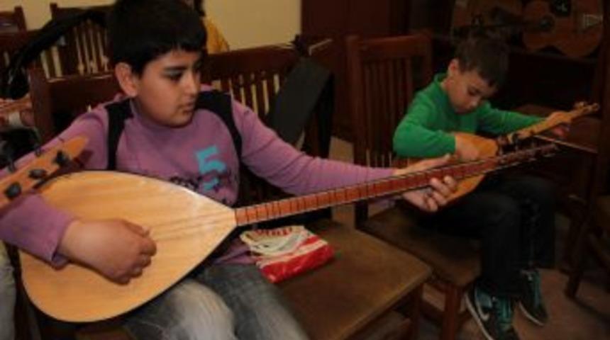 Miniklerden bağlamaya ilgi