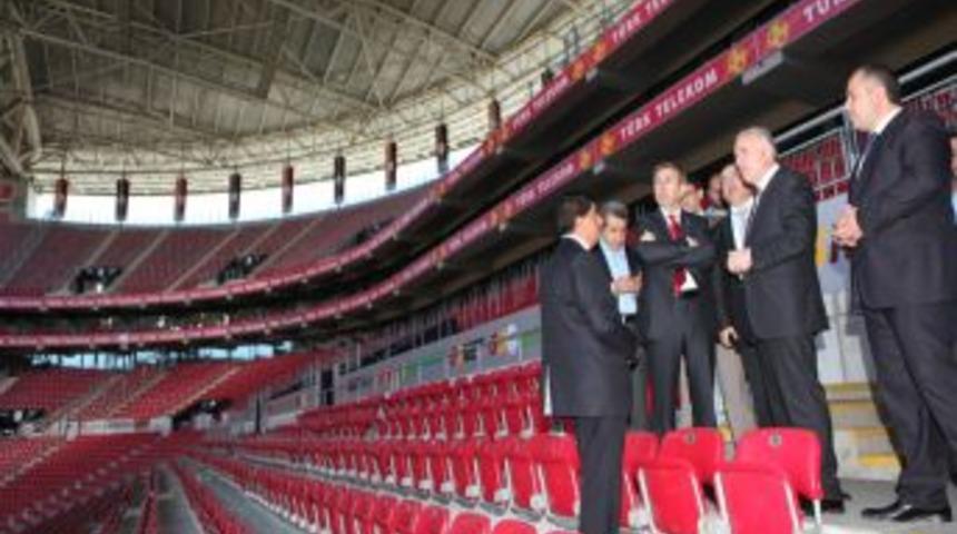 T&uuml;rk Telekom Arena, b&uuml;y&uuml;k kongreye hazırlanıyor