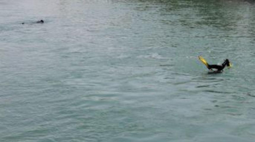 Serinlemek İsteyen &Ccedil;ocuklar Polisi Alarma Ge&ccedil;irdi