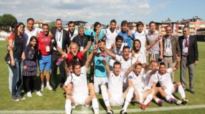 Nazilli  Belediyespor Şampiyonluk Aşkına