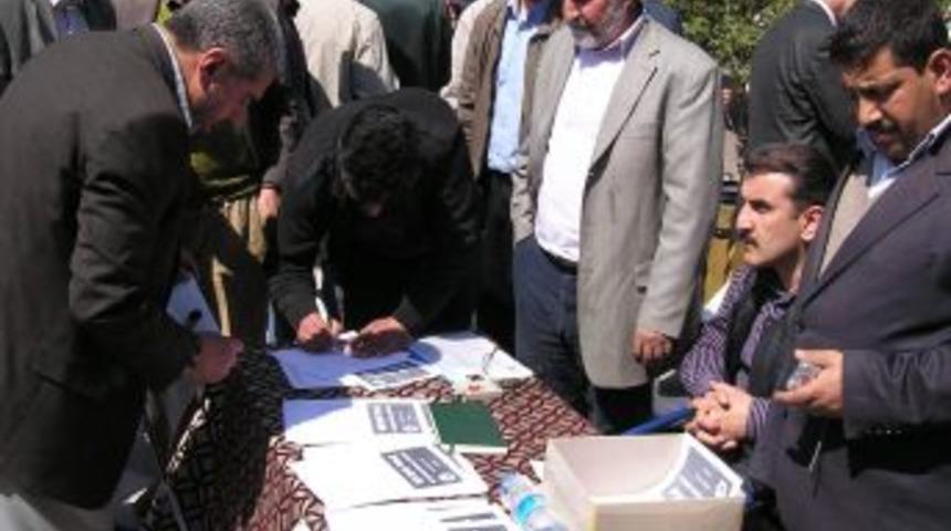 Malatya'da 28 Şubat Konulu İmza Kampanyası