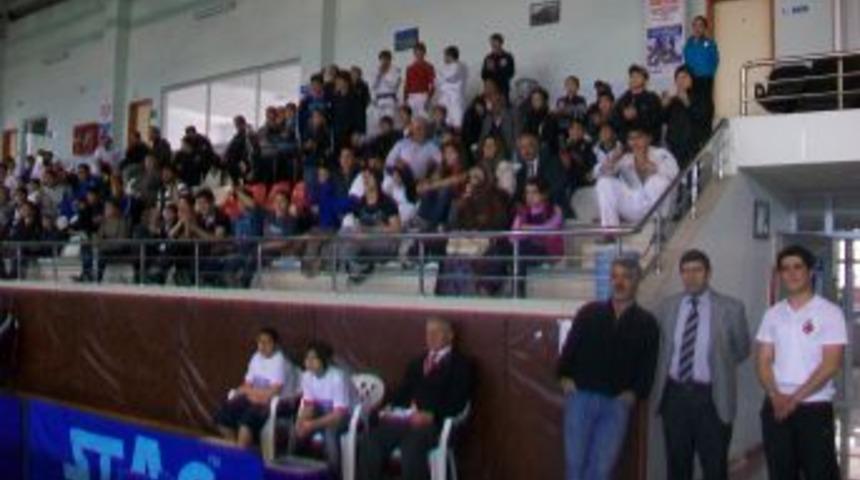 Erzurum'da Uluslararası Judo Turnuvası