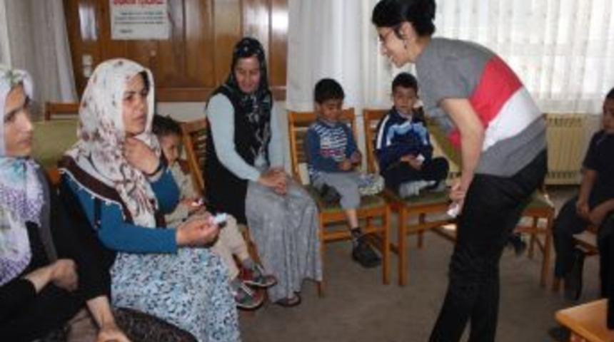 Depremzedelere aşı eğitimi