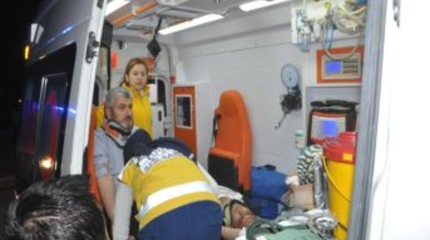 K&uuml;tahya'da Trafik Kazası: 30 Yaralı