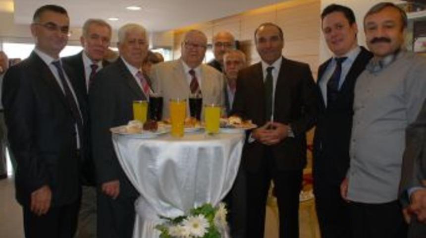 Şehir pastanesi 63. yılında bahara merhaba