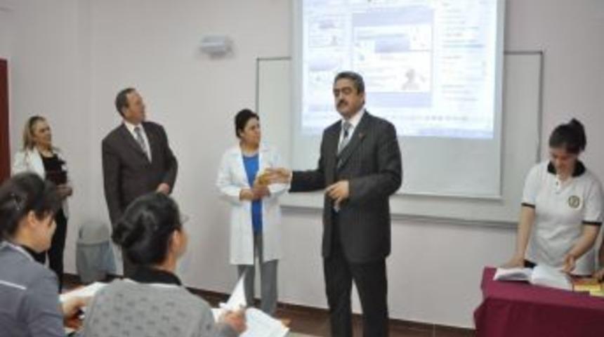 Başkan Alıcık, &Ouml;ğrencilere Alzheimer'ı Anlattı