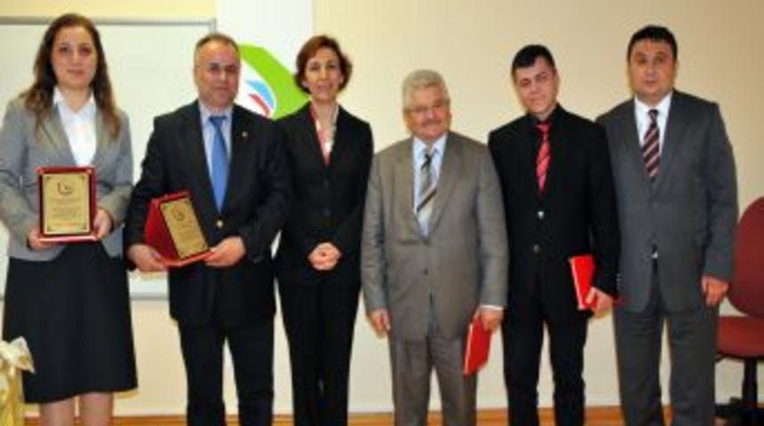 Ak&ccedil;akoca'da 'turizm Sekt&ouml;r&uuml;nde Bireysel Başarı' Konulu Panel