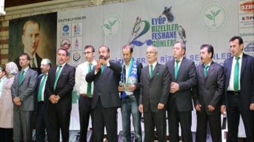 Ey&uuml;pl&uuml; Rizeliler Feshane&rsquo;de buluştu