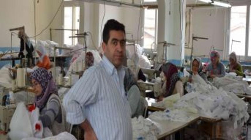 Simav'da D&uuml;ğ&uuml;n Salonundan Avrupa'ya İhracat