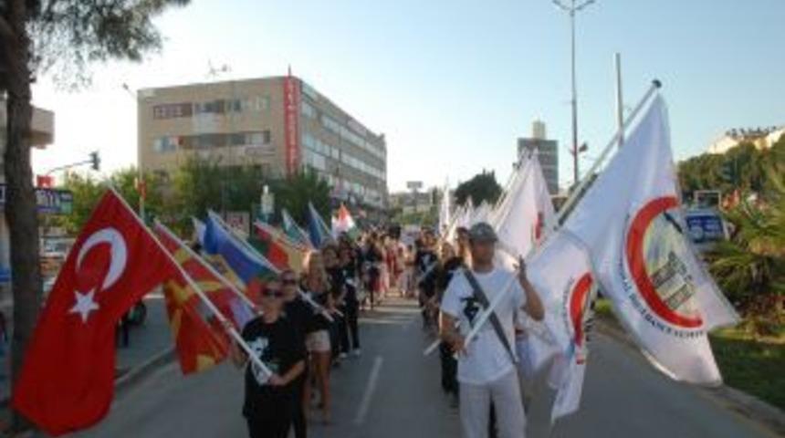 D&uuml;nya Dansları Didim'de Buluştu