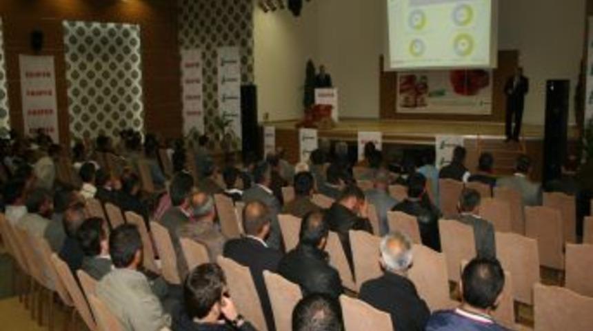 Lafarge Yeni &Uuml;r&uuml;n&uuml; Eksper'i D&uuml;zce'de Tanıttı