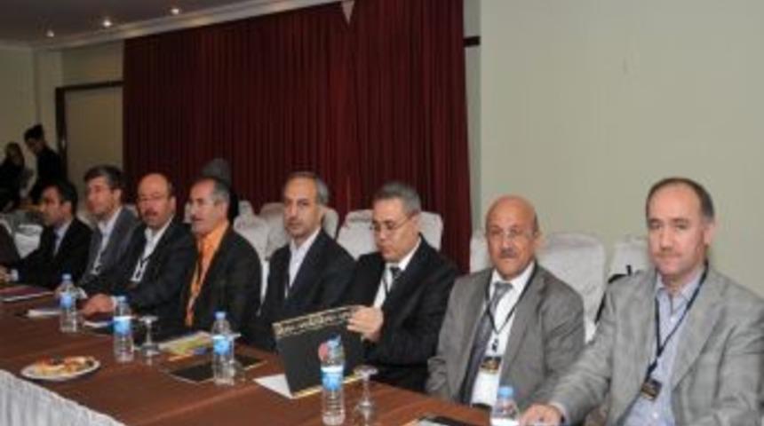 İlahiyat Eğitiminde Arap&ccedil;a Eğitimi Ve Araştırmaları &Ccedil;alıştayı