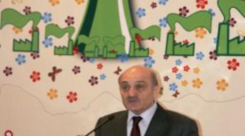 Bakan Bayraktar: Çevreyi kirletme konusunda Avrupa bize haksızlık yapıyor