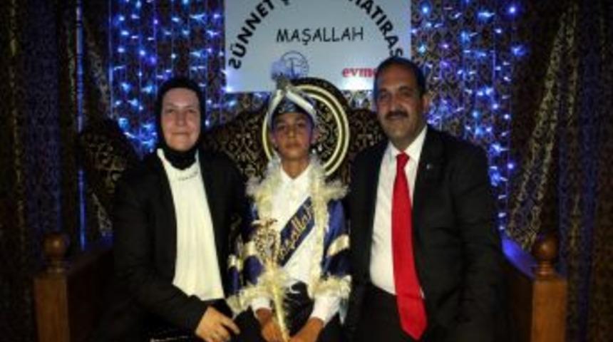 Sivas Belediyesi 350 &Ccedil;ocuğu S&uuml;nnet Ettirecek