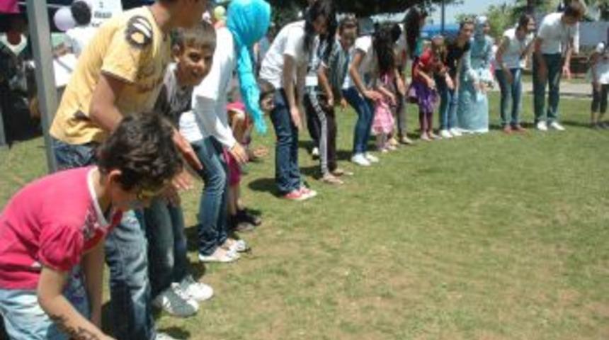 Adana'da Gen&ccedil;lik Buluşması